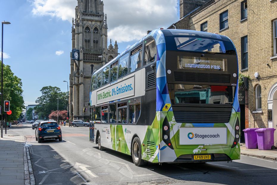 Electric bus in Cambridge